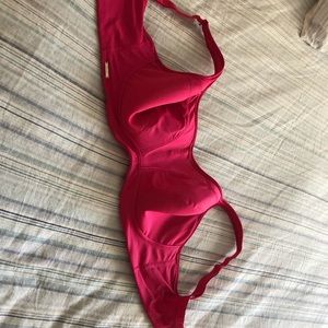 Chantelle sports bra pink NWOT size 36H